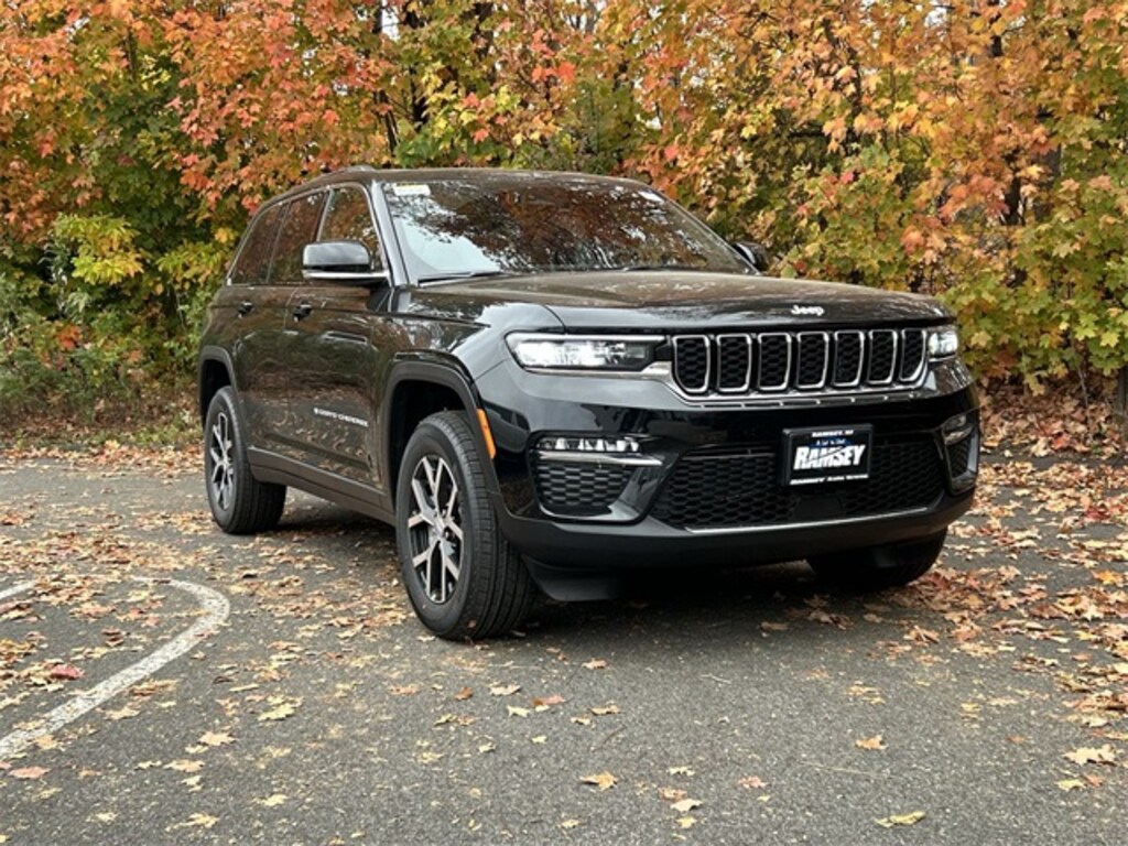 New 2025 Jeep Grand Cherokee LIMITED 4X4 Sport Utility