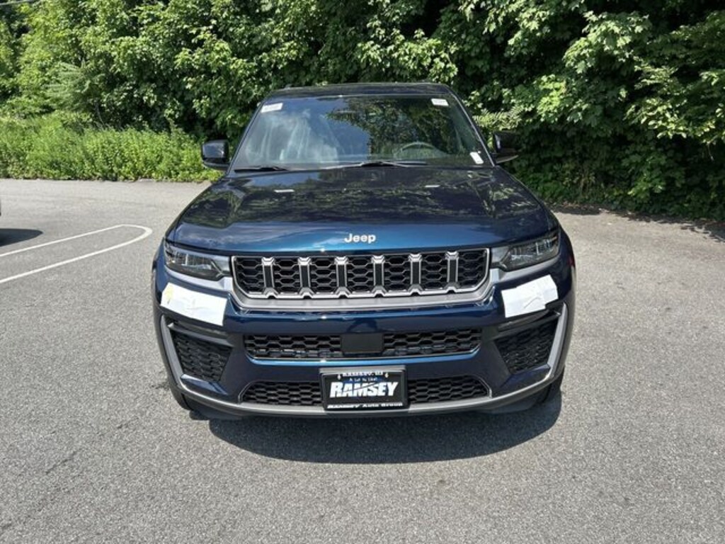 New 2026 Jeep Grand Cherokee L L LIMITED 4X4 Sport Utility