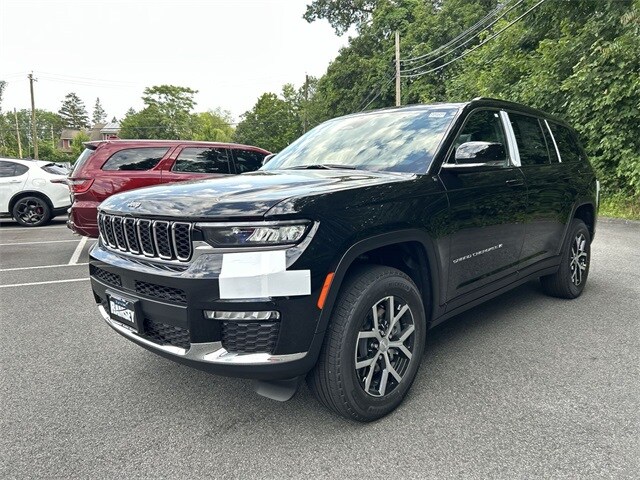 2025 Jeep Grand Cherokee Limited photo 4
