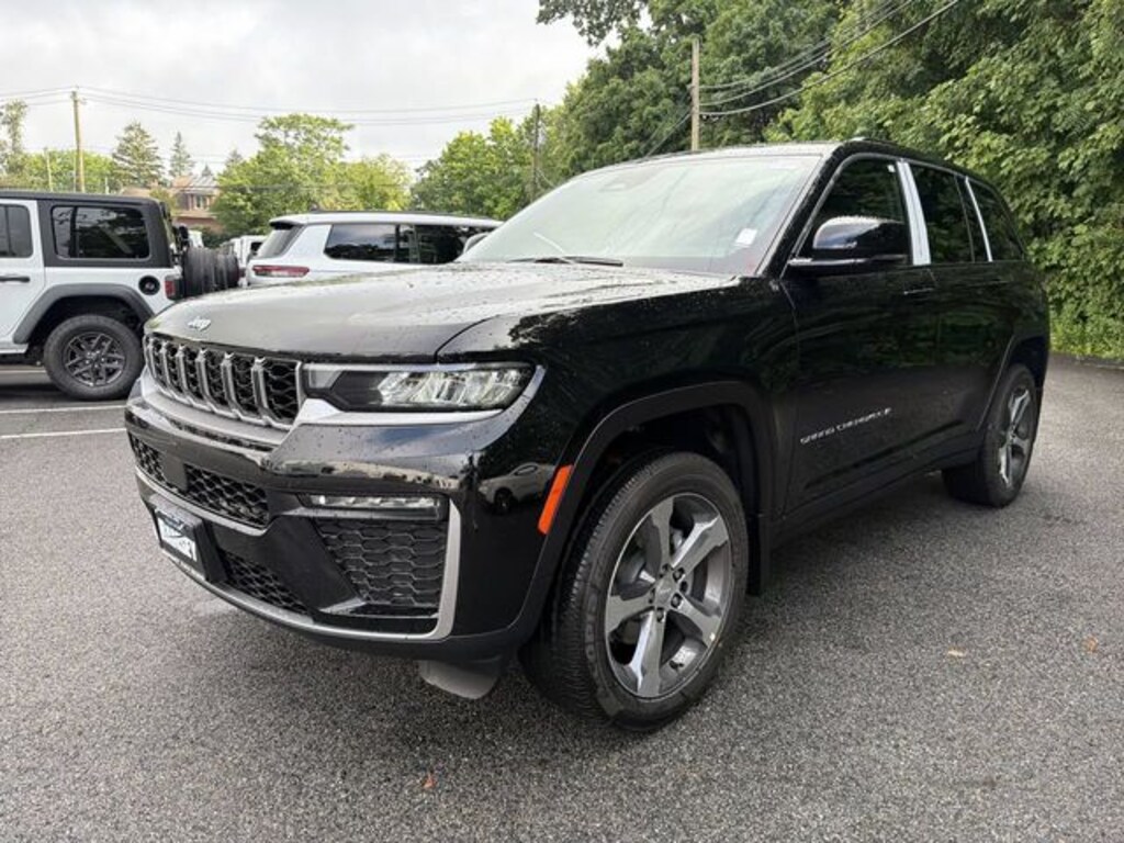 New 2026 Jeep Grand Cherokee LIMITED 4X4 Sport Utility