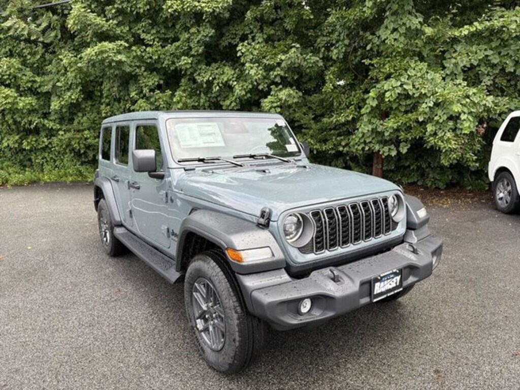New 2026 Jeep Wrangler 4-DOOR SPORT S Sport Utility