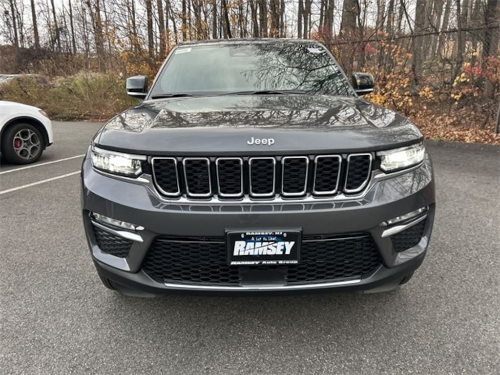 New 2025 Jeep Grand Cherokee LIMITED 4X4 Sport Utility