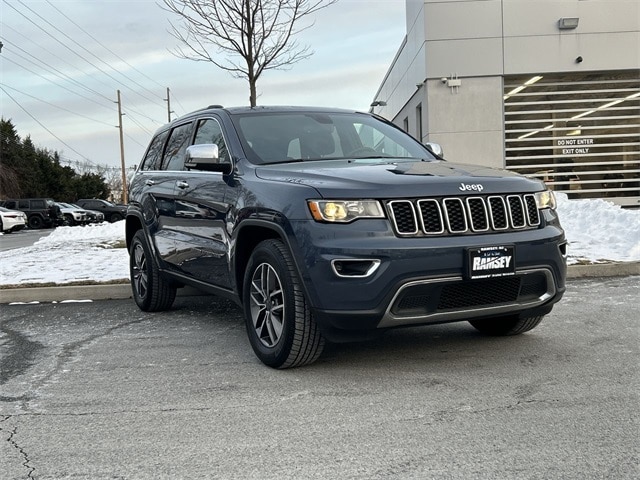2020 Jeep Grand Cherokee Limited's photo