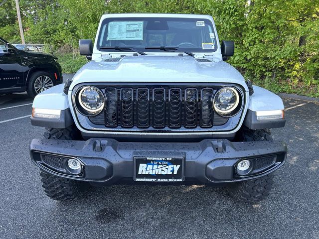 New 2026 Jeep Gladiator SPORT 4X4 Pickup