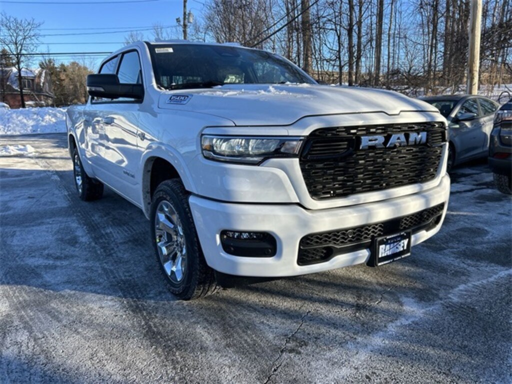 New 2026 Ram 1500 BIG HORN CREW CAB 4X4 5'7 BOX Pickup
