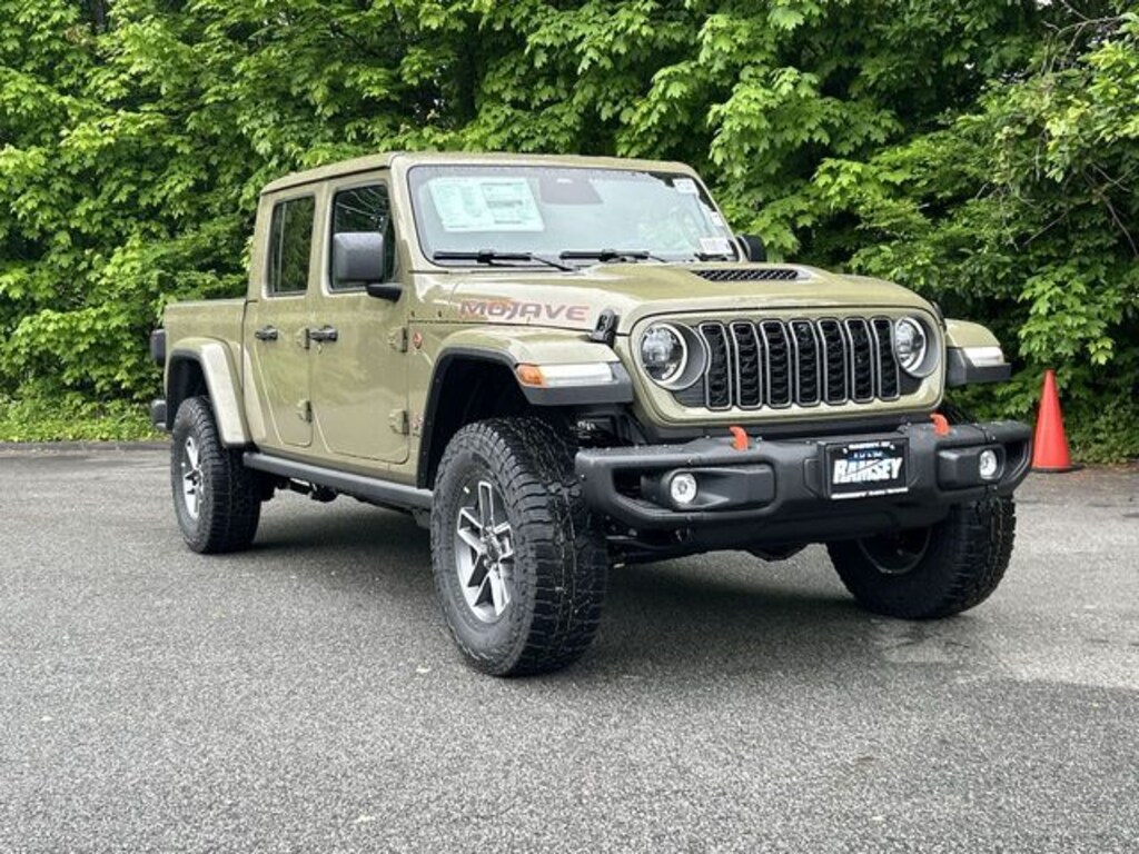 New 2026 Jeep Gladiator MOJAVE X 4X4 Pickup