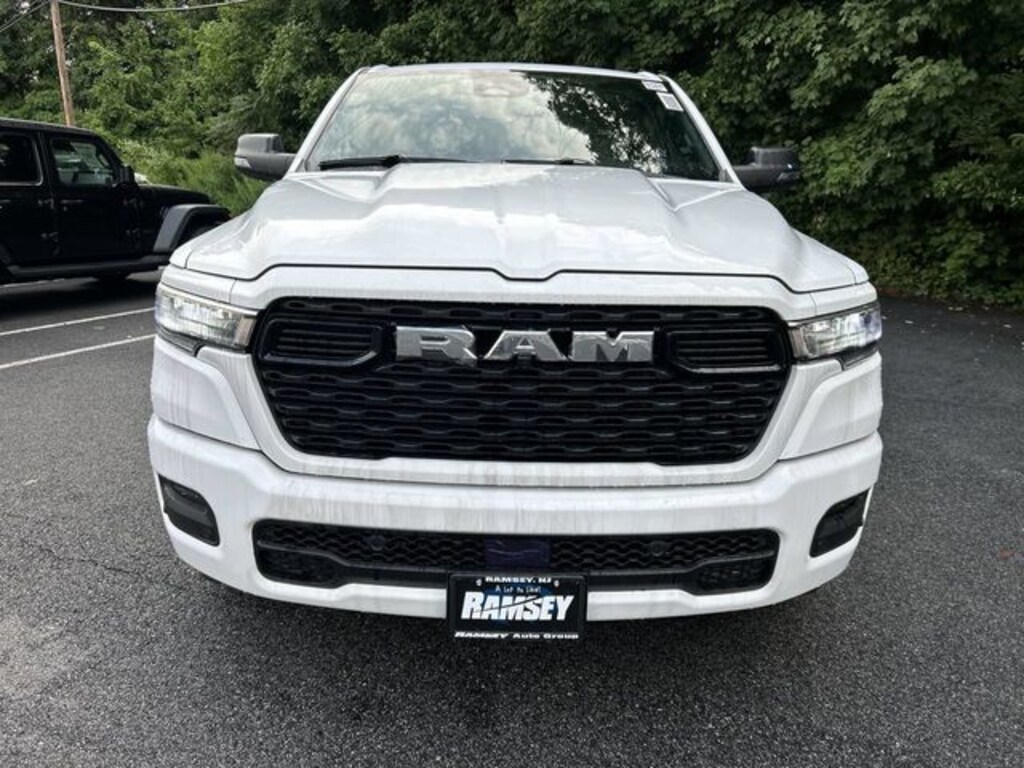 New 2026 Ram 1500 BIG HORN CREW CAB 4X4 5'7 BOX Pickup