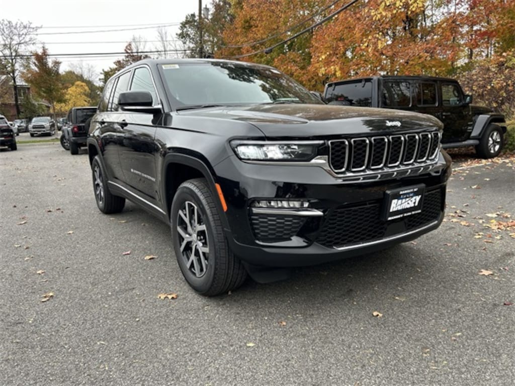 New 2025 Jeep Grand Cherokee LIMITED 4X4 Sport Utility