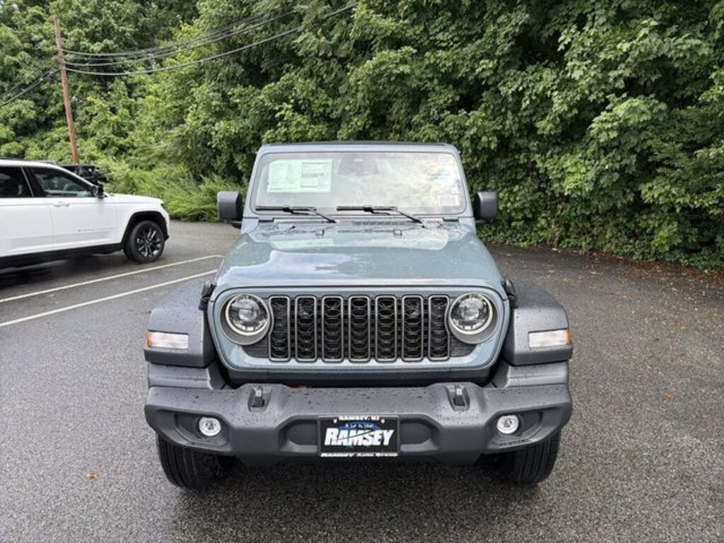 New 2026 Jeep Wrangler 4-DOOR SPORT S Sport Utility