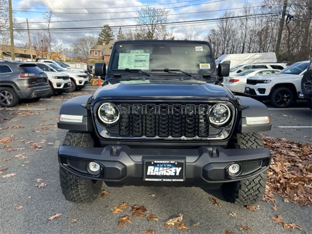 New 2026 Jeep Wrangler 4-DOOR WILLYS Sport Utility