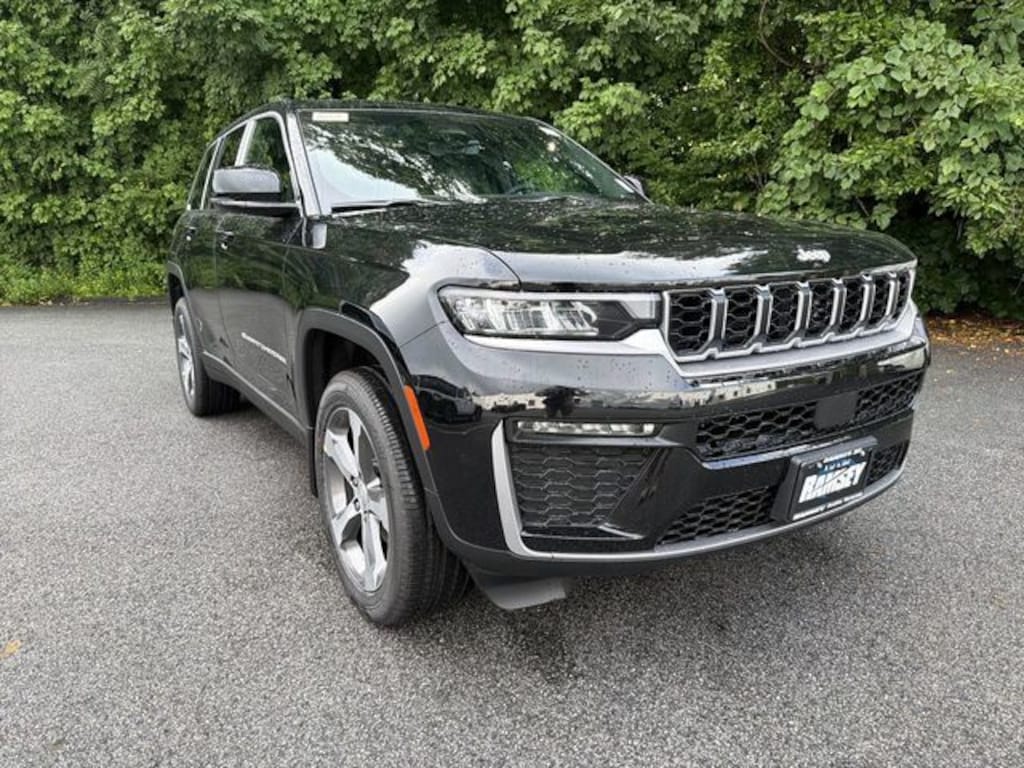 New 2026 Jeep Grand Cherokee LIMITED 4X4 Sport Utility