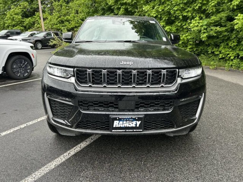 New 2026 Jeep Grand Cherokee LIMITED 4X4 Sport Utility