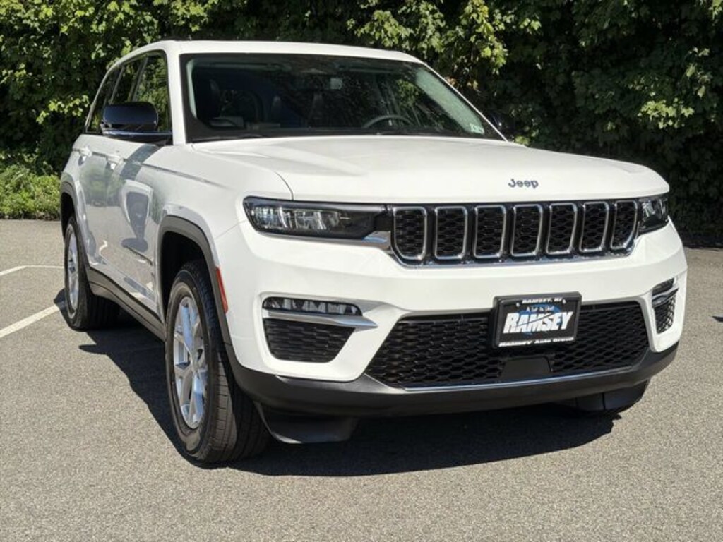 Used 2023 Jeep Grand Cherokee Limited SUV