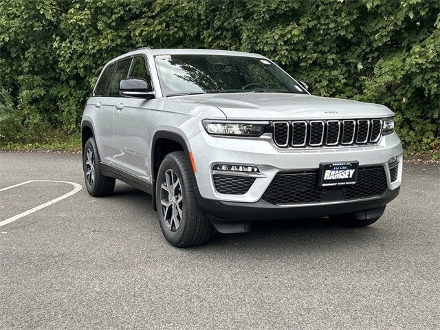 2025 Jeep Grand Cherokee Limited's photo