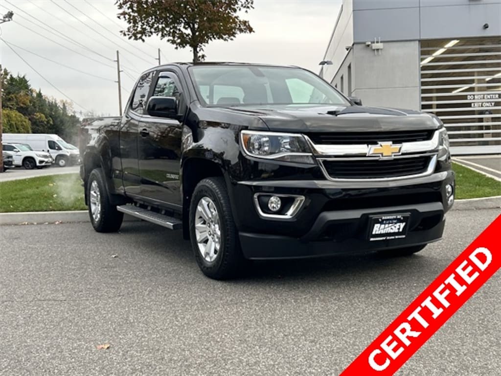 Certified 2017 Chevrolet Colorado LT Truck Extended Cab