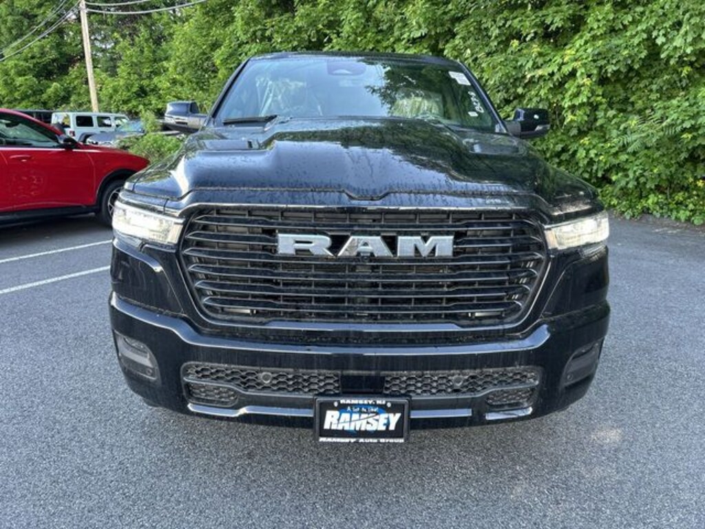 New 2026 Ram 1500 LARAMIE CREW CAB 4X4 5'7 BOX Pickup