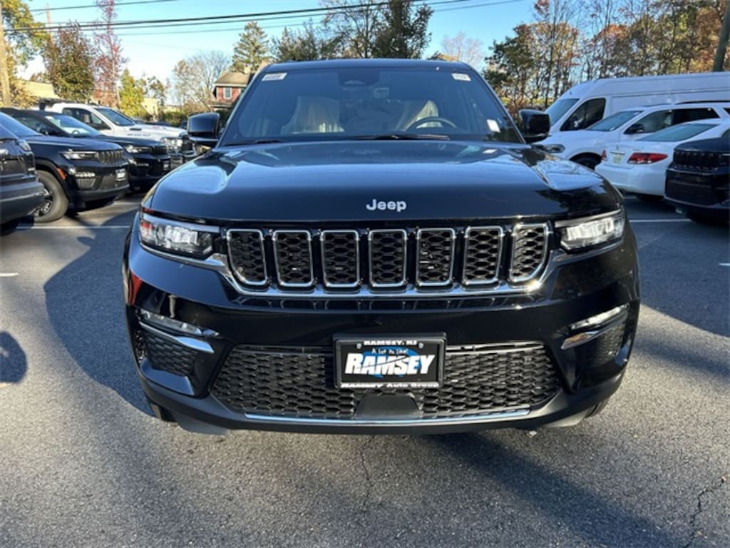 New 2025 Jeep Grand Cherokee LIMITED 4X4 Sport Utility