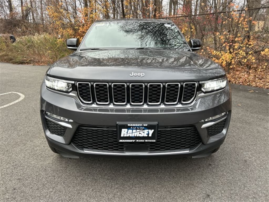 New 2025 Jeep Grand Cherokee LIMITED 4X4 Sport Utility
