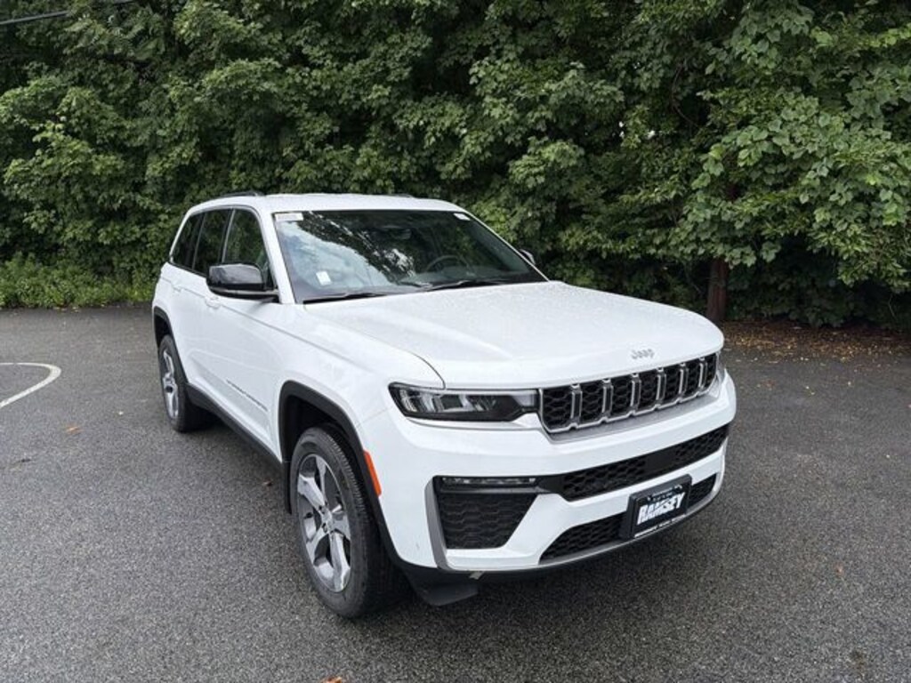 New 2026 Jeep Grand Cherokee LIMITED 4X4 Sport Utility