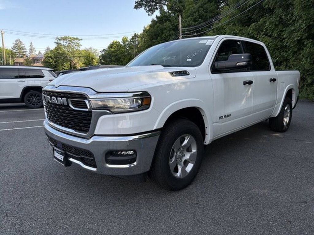 New 2026 Ram 1500 BIG HORN CREW CAB 4X4 5'7 BOX Pickup