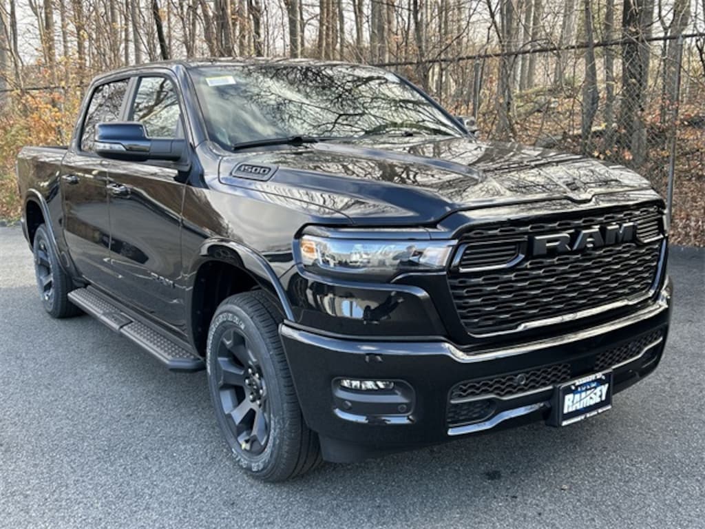 New 2026 Ram 1500 BIG HORN CREW CAB 4X4 5'7 BOX Pickup