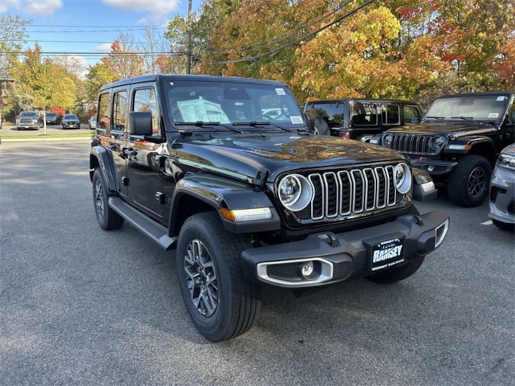 New 2026 Jeep Wrangler 4-DOOR SAHARA Sport Utility