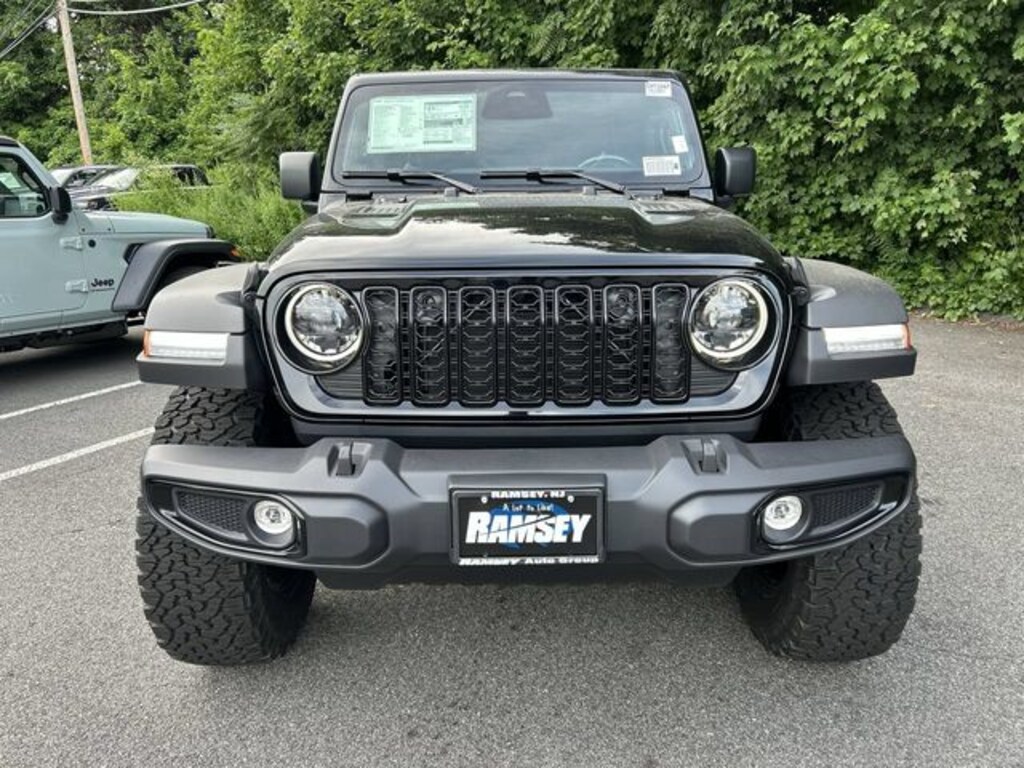 New 2026 Jeep Wrangler 4-DOOR WILLYS Sport Utility