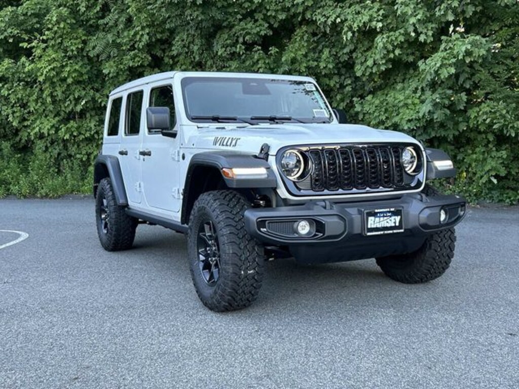 New 2026 Jeep Wrangler 4-DOOR WILLYS Sport Utility