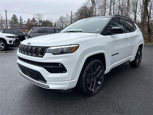2025 Jeep Compass Limited photo 4