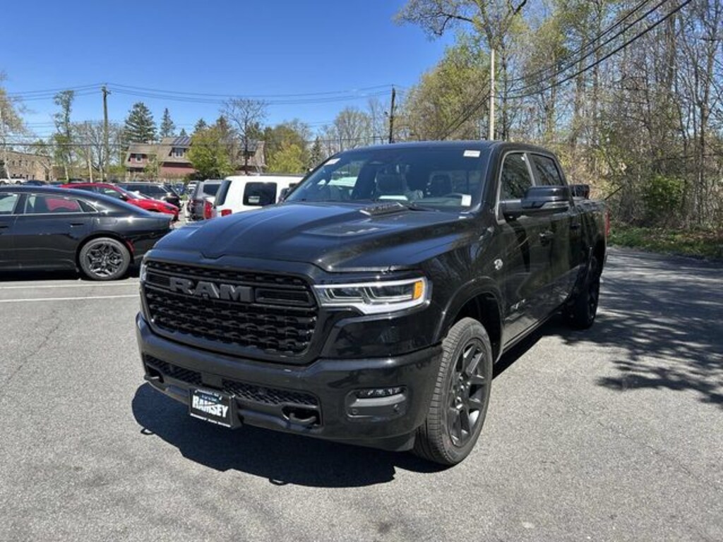 New 2026 Ram 1500 LIMITED CREW CAB 4X4 5'7 BOX Pickup