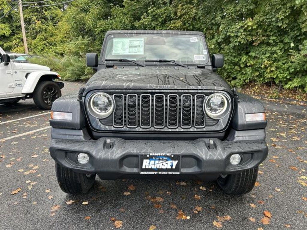 New 2025 Jeep Wrangler 4-DOOR SPORT S Sport Utility