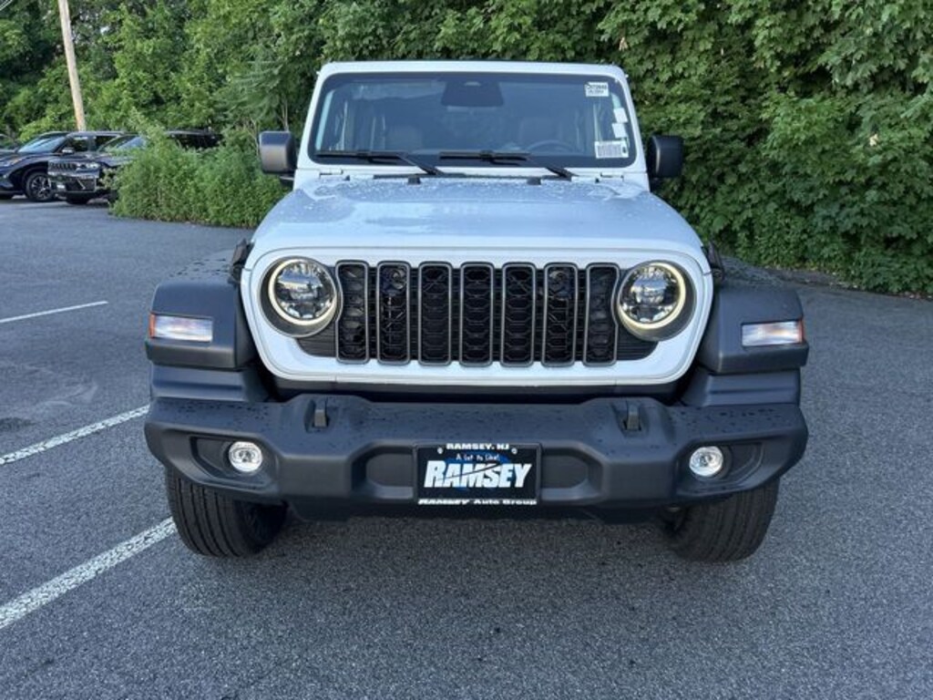 New 2026 Jeep Wrangler 4-DOOR SPORT S Sport Utility