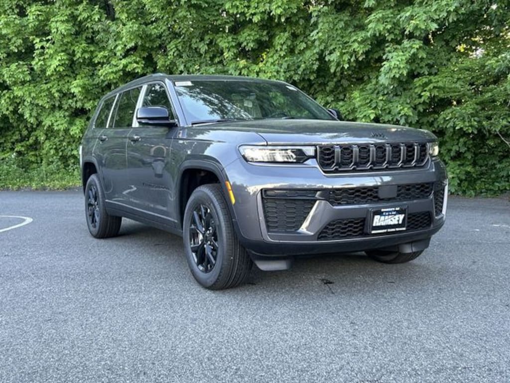 New 2026 Jeep Grand Cherokee L LAREDO ALTITUDE 4X4 Sport Utility