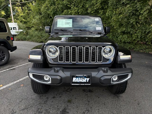 New 2027 Jeep Wrangler 4-DOOR SAHARA Sport Utility