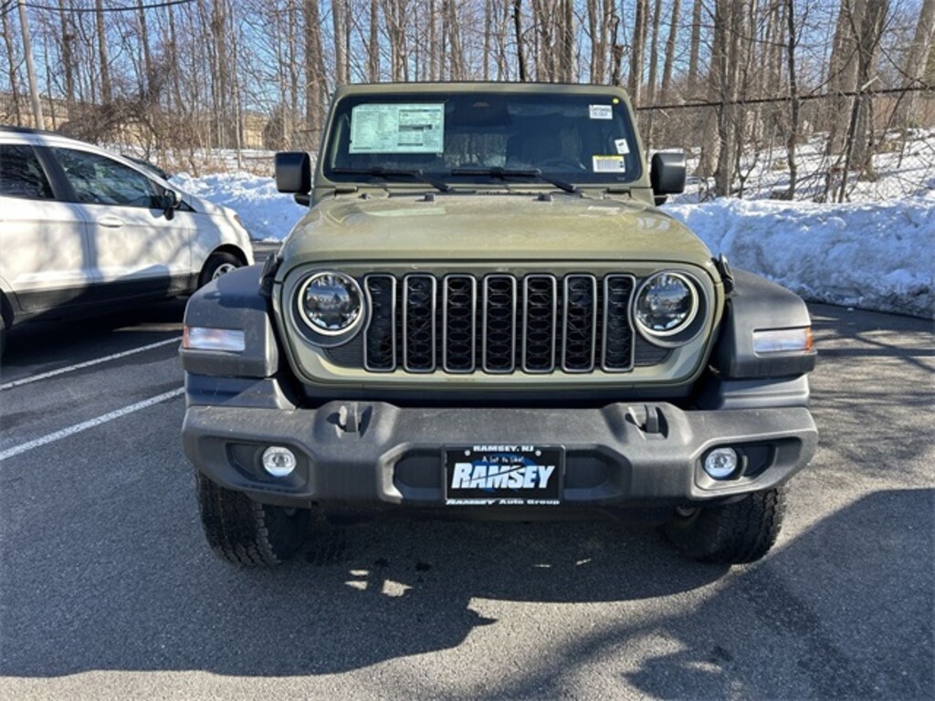 New 2026 Jeep Wrangler 4-DOOR SPORT S Sport Utility