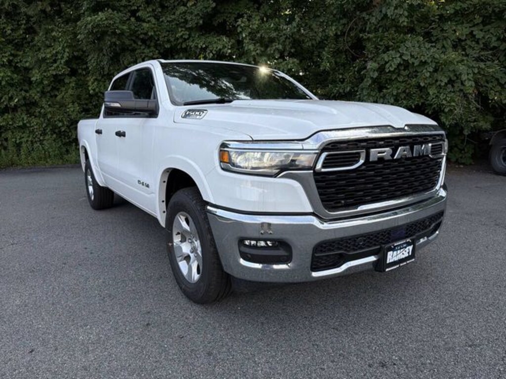 New 2026 Ram 1500 BIG HORN CREW CAB 4X4 5'7 BOX Pickup