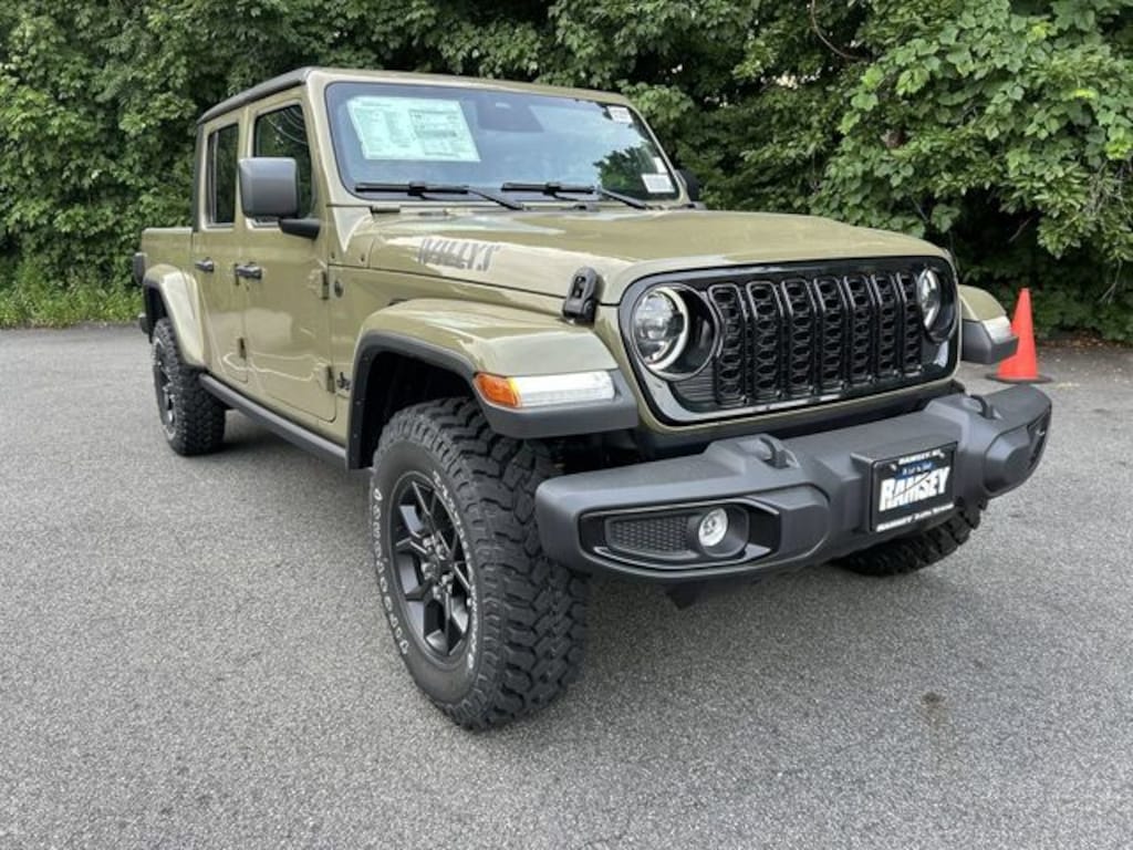 New 2026 Jeep Gladiator WILLYS 4X4 Pickup