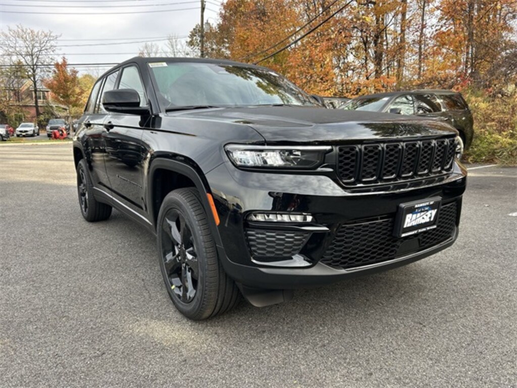 New 2025 Jeep Grand Cherokee LIMITED 4X4 Sport Utility