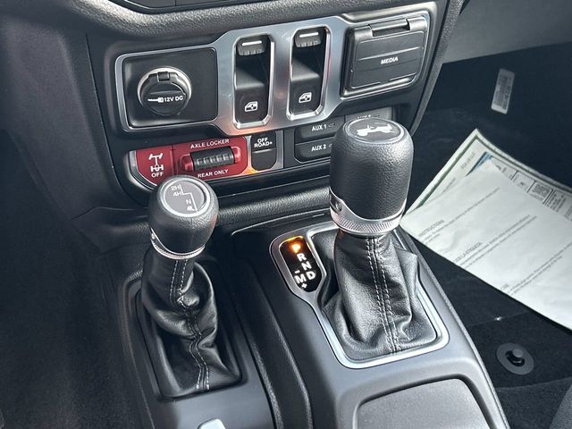 2026 Jeep Wrangler 2-Door Willys - Photo 13