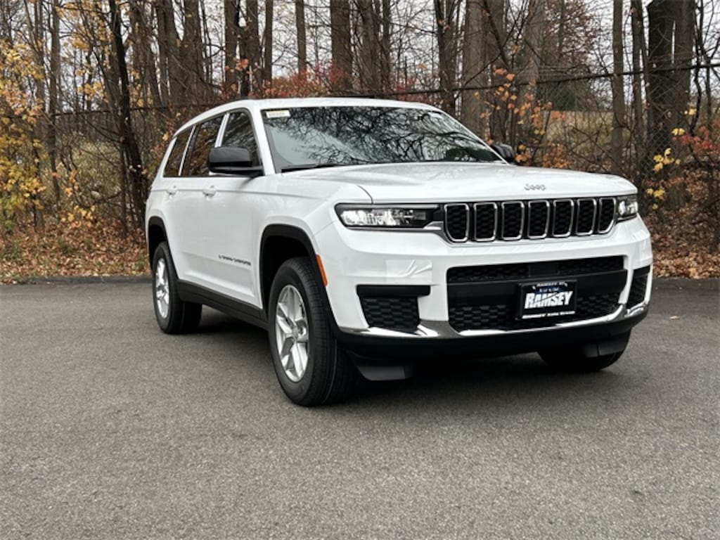 New 2025 Jeep Grand Cherokee L L LAREDO X 4X4 Sport Utility