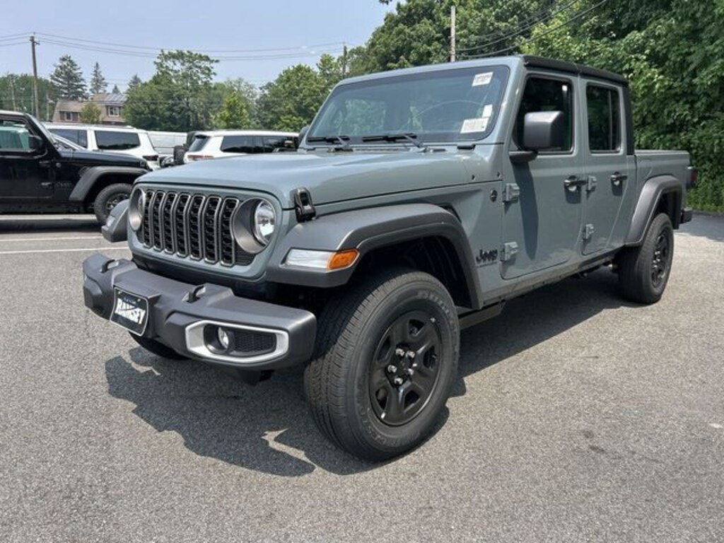 New 2026 Jeep Gladiator SPORT 4X4 Pickup