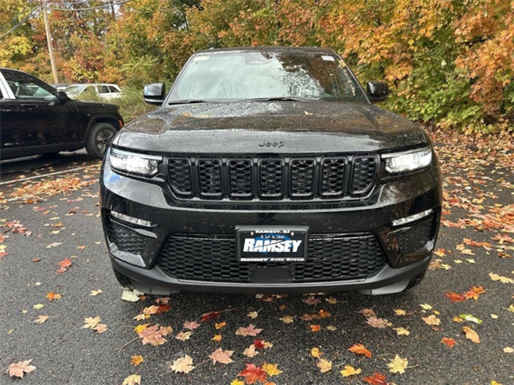 New 2025 Jeep Grand Cherokee LIMITED 4X4 Sport Utility