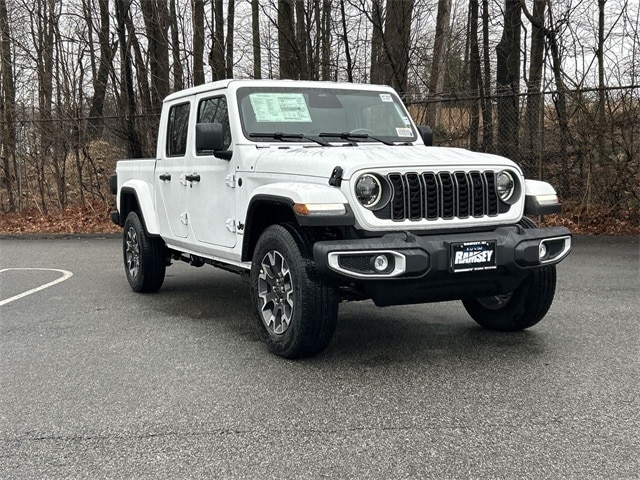 2026 Jeep Gladiator Sahara Auto's photo
