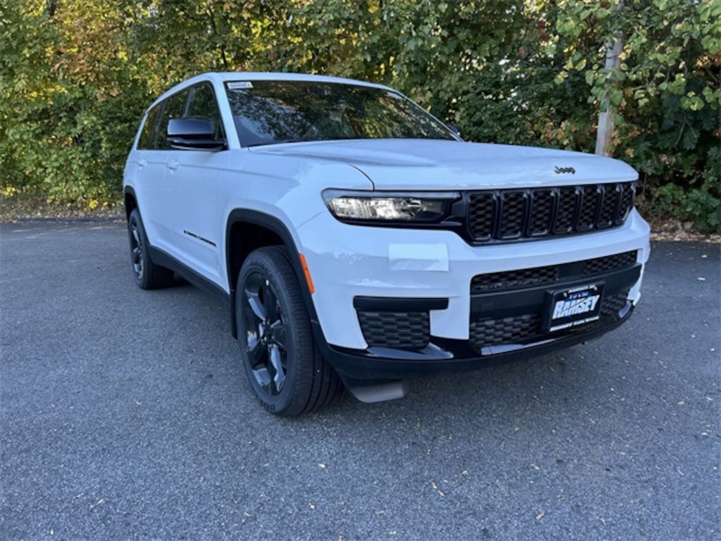 New 2025 Jeep Grand Cherokee L L ALTITUDE X 4X4 Sport Utility