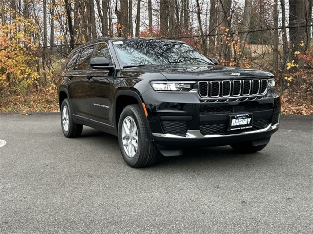New 2025 Jeep Grand Cherokee L L LAREDO X 4X4 Sport Utility