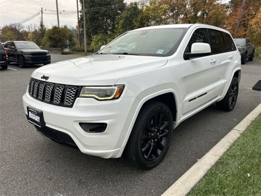 Certified 2021 Jeep Grand Cherokee Laredo SUV