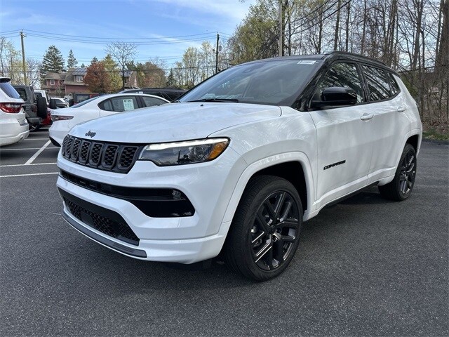 2025 Jeep Compass Limited photo 4