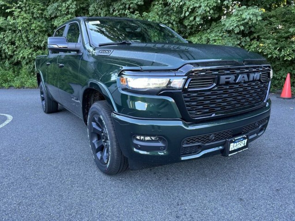 New 2026 Ram 1500 BIG HORN CREW CAB 4X4 5'7 BOX Pickup