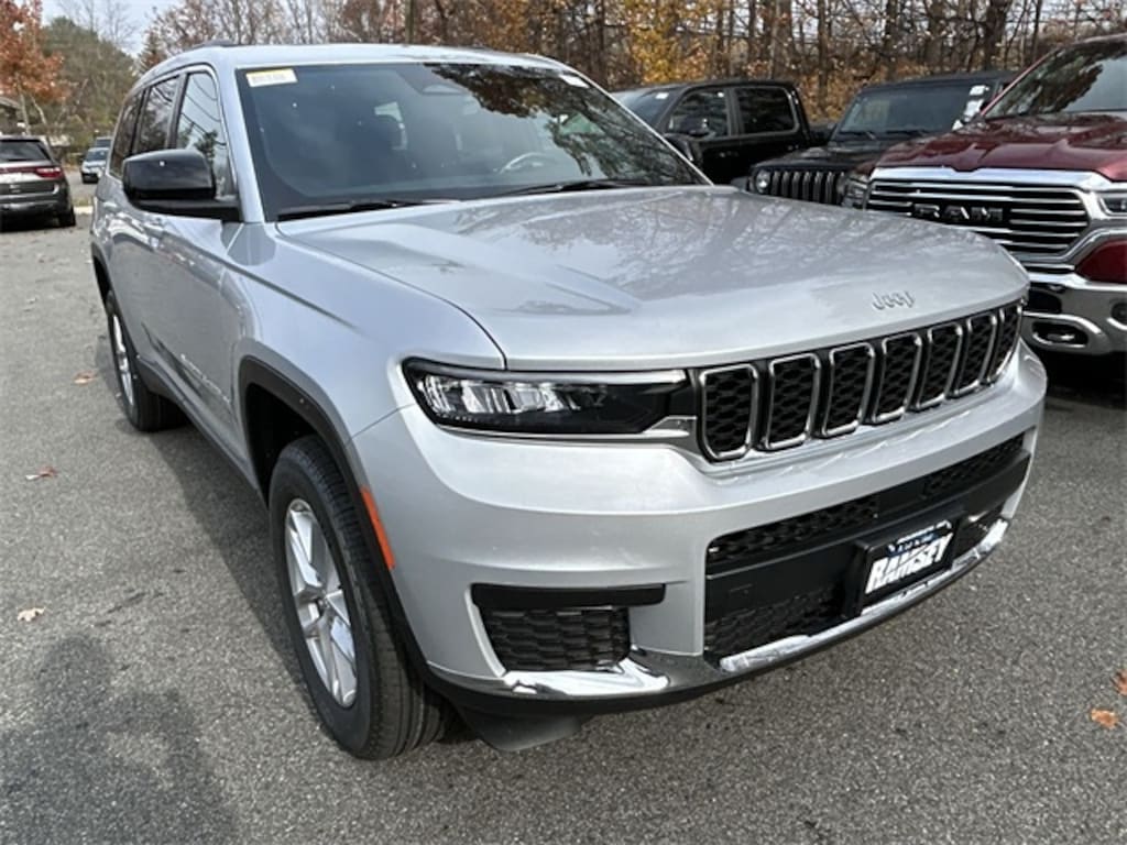 New 2025 Jeep Grand Cherokee L L LAREDO X 4X4 Sport Utility