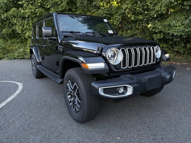 New 2027 Jeep Wrangler 4-DOOR SAHARA Sport Utility
